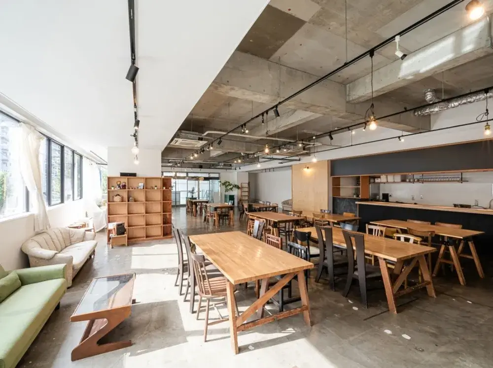 Clean and bright office space after commercial cleaning in South Florida