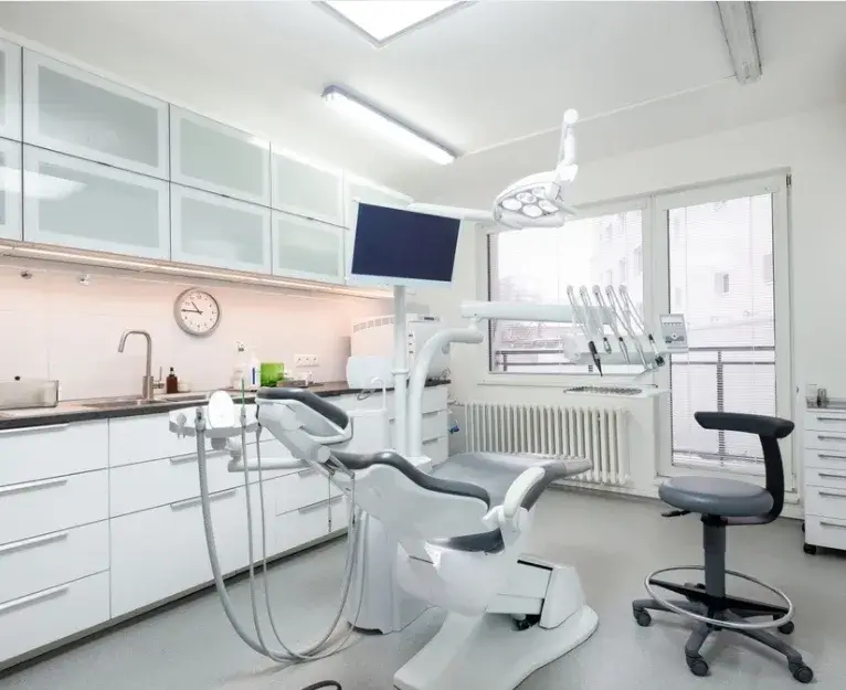 Clean dental office after professional commercial cleaning in South Florida